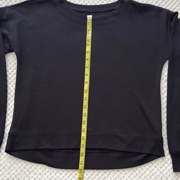 🖤 Women’s TEK GEAR black crewneck sweatshirt, size small - Picture 5 of 9